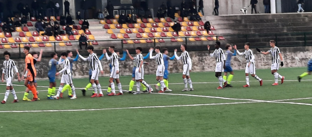 Juventus 🆚 Blue Devils Napoli in campo a Calangianus